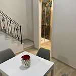La Petite Maison Сasa de vacaciones