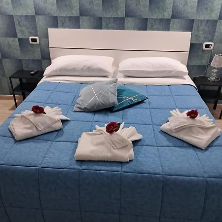 La Petite Maison Дом отдыха Неаполь